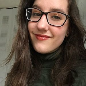 Meet your Posher, Kayla